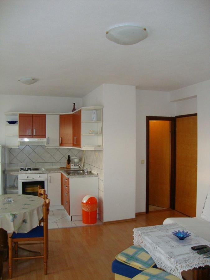 Apartments With A Parking Space Crikvenica - 5553 Eksteriør billede